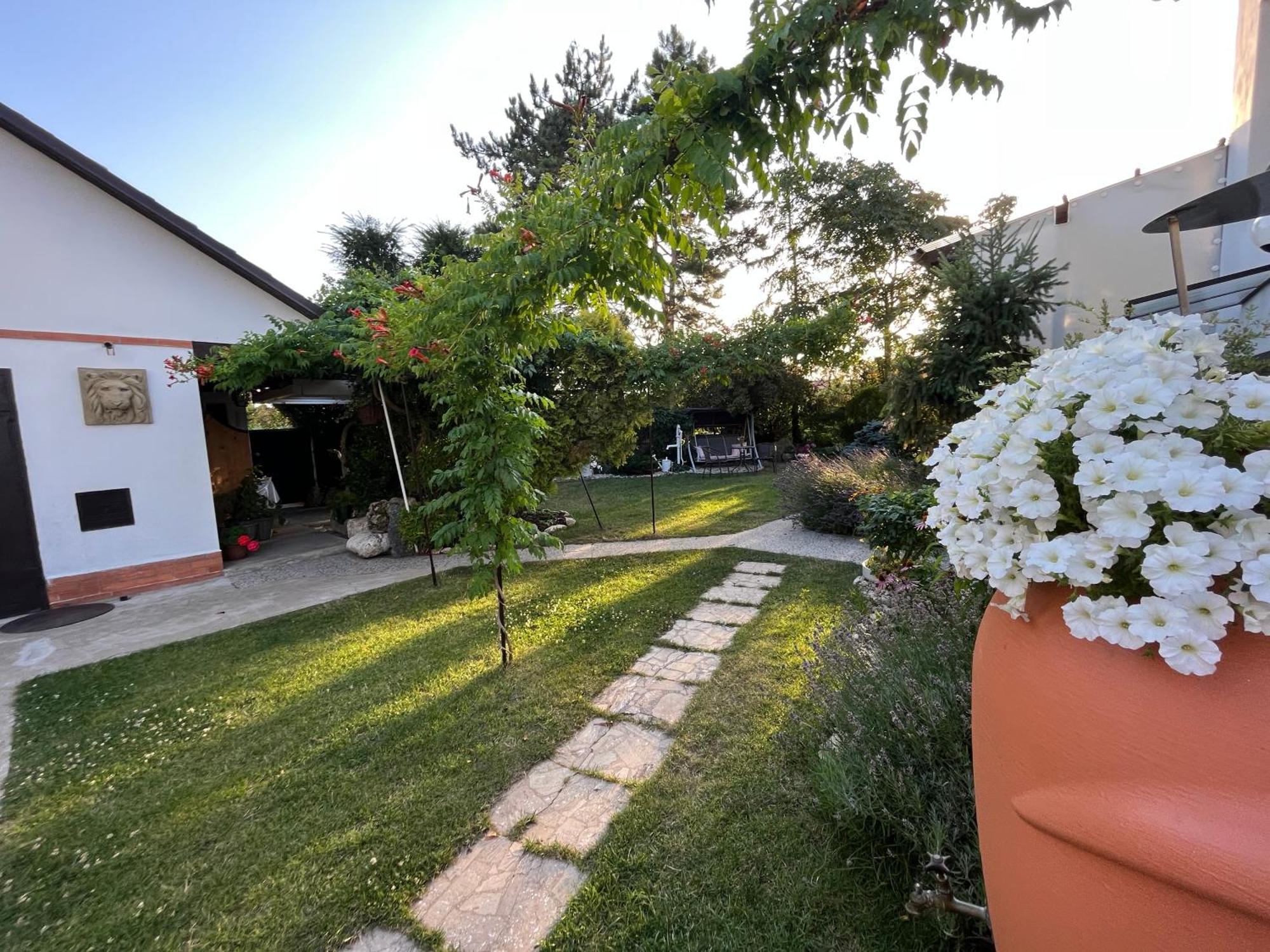 Relaxacni Studio Vera S Ubytovanim Valtice Εξωτερικό φωτογραφία